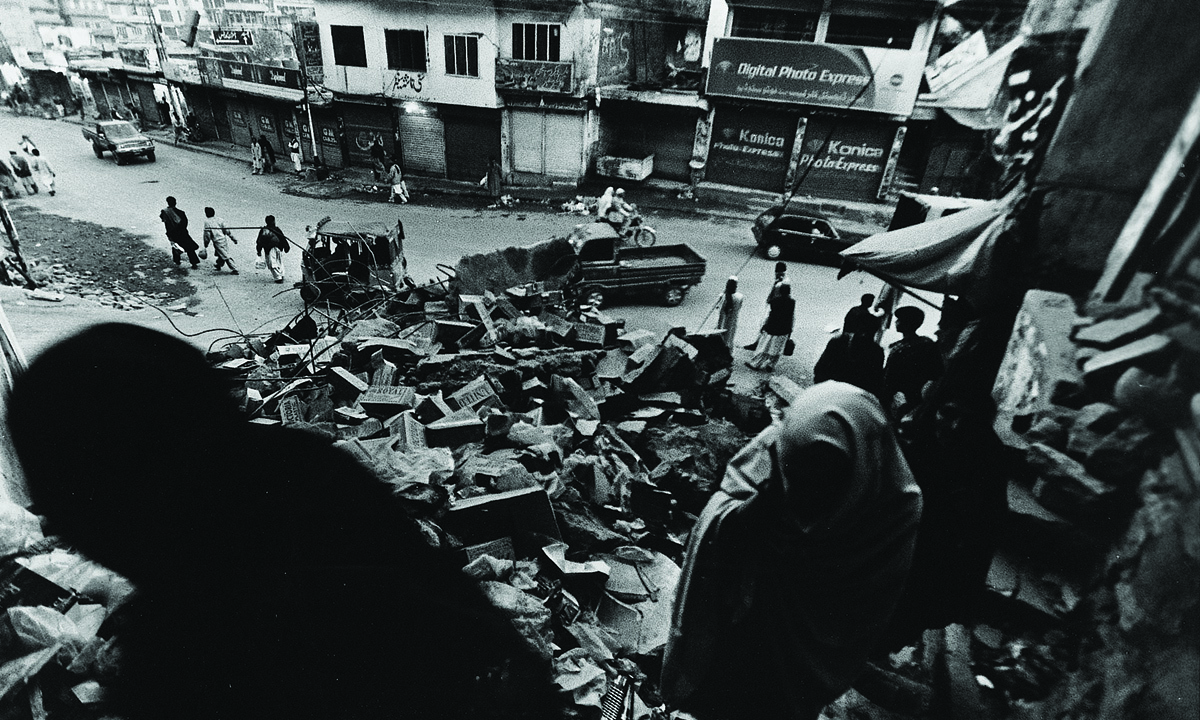 The aftermath of the Kashmir earthquake, 2005. Credit: White Star. 